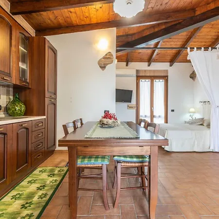 Holiday home Dependance Dei Ginepri